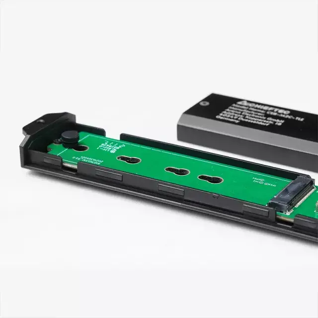 SSD enclosure Chieftec CEB-M2C-TLE Photo 3