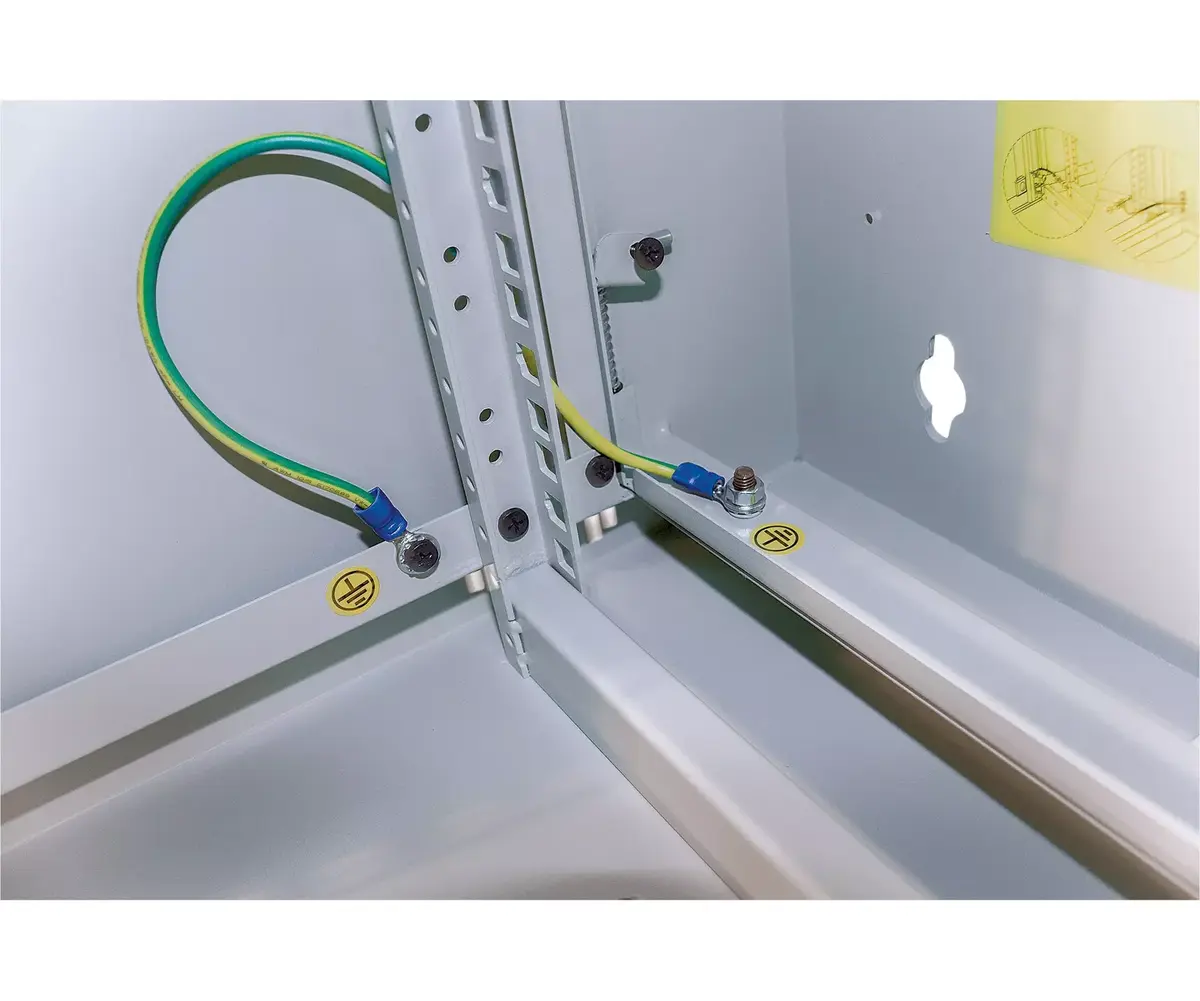 Настенный шкаф Intellinet 12U Photo 12