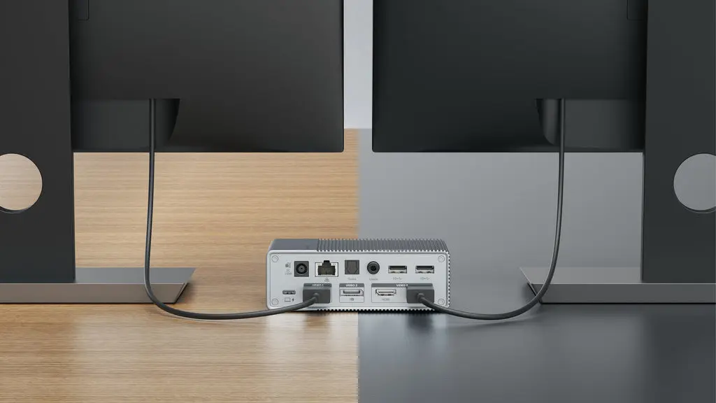 HYPER HDG215-EU USB-C Docking Station Photo 9