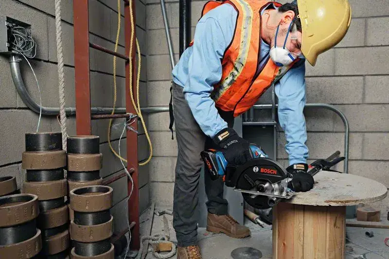 Пила Bosch GKM 18V-50 Professional Photo 4