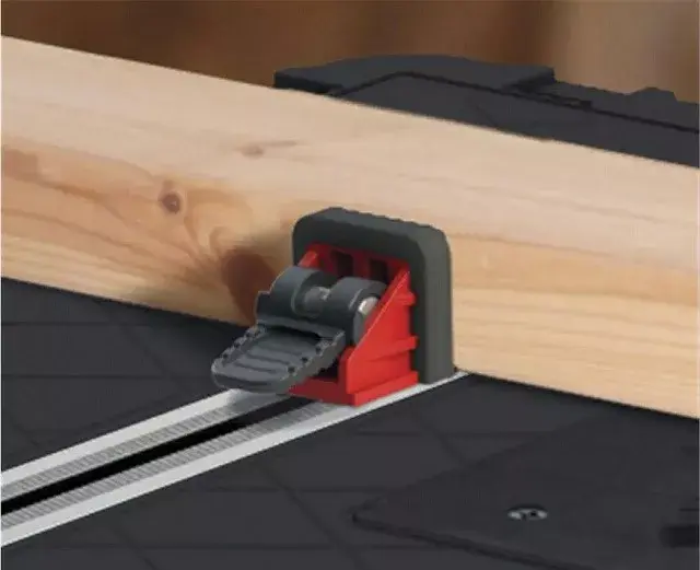 Keter Jobmade folding workbench Photo 9
