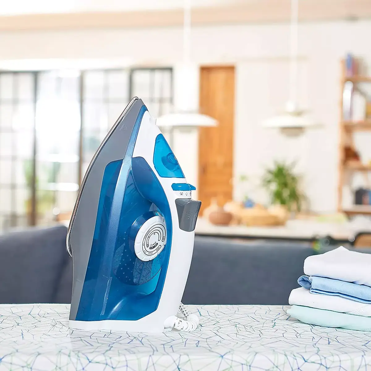 Black & Decker BXIR2200E tvaika gludeklis Photo 8