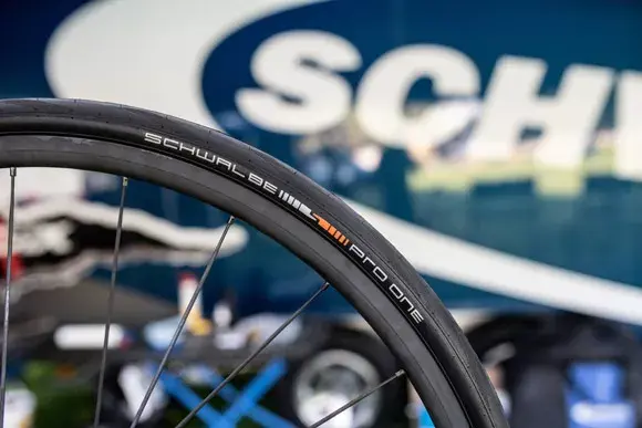 Tubeless tyre Schwalbe Pro One TLE 25 Photo 2