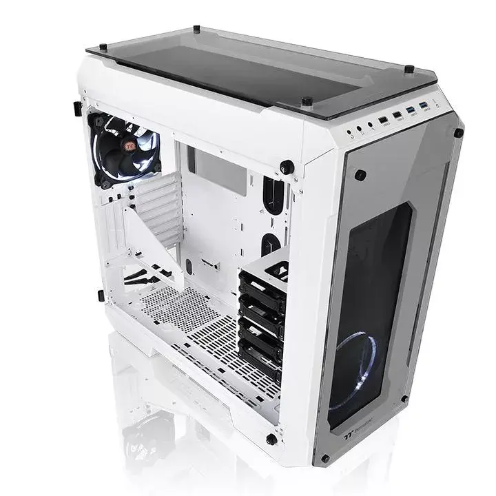 Компьютерный корпус Thermaltake View 71 Photo 10