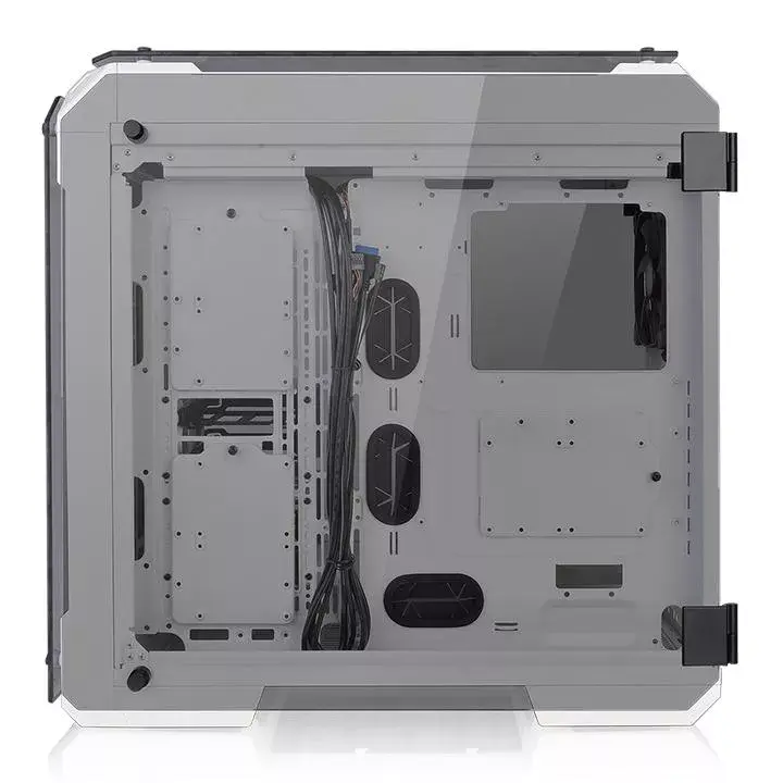 Компьютерный корпус Thermaltake View 71 Photo 22