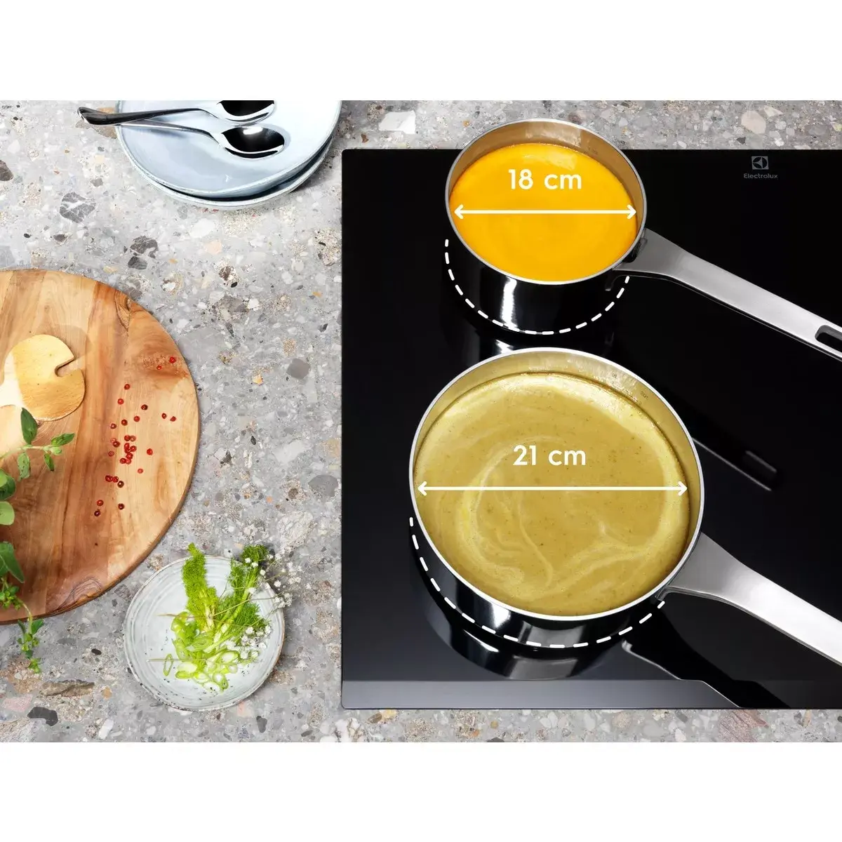 Iebūvējamā indukcijas plīts virsma Electrolux EIV634 Photo 13