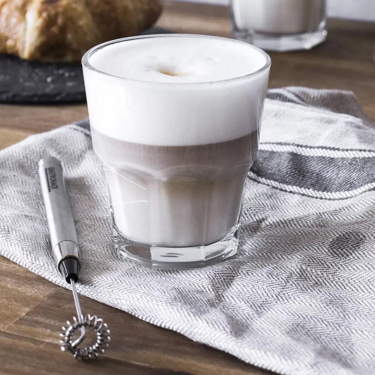 Gastroback Latte Pen rokas piena putotājs Photo 3