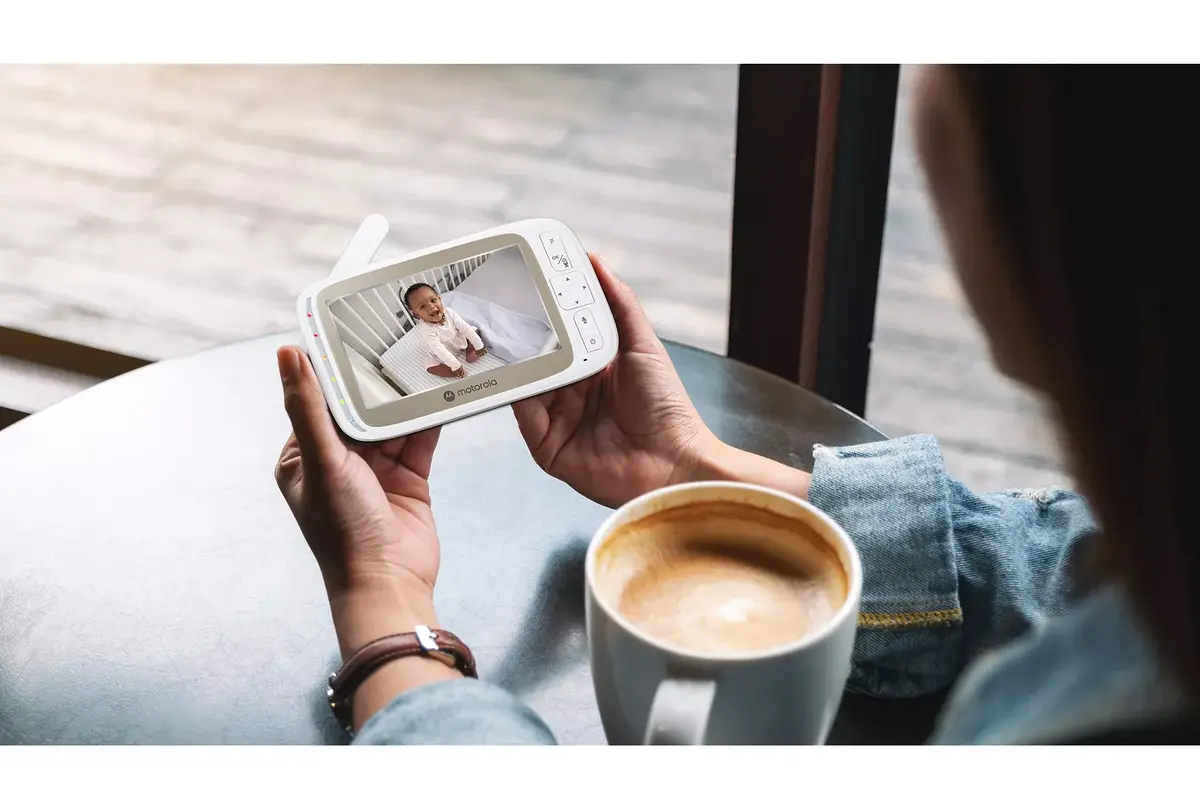 Камера Motorola VM85 CONNECT — 5" дисплей, 300 м Photo 4