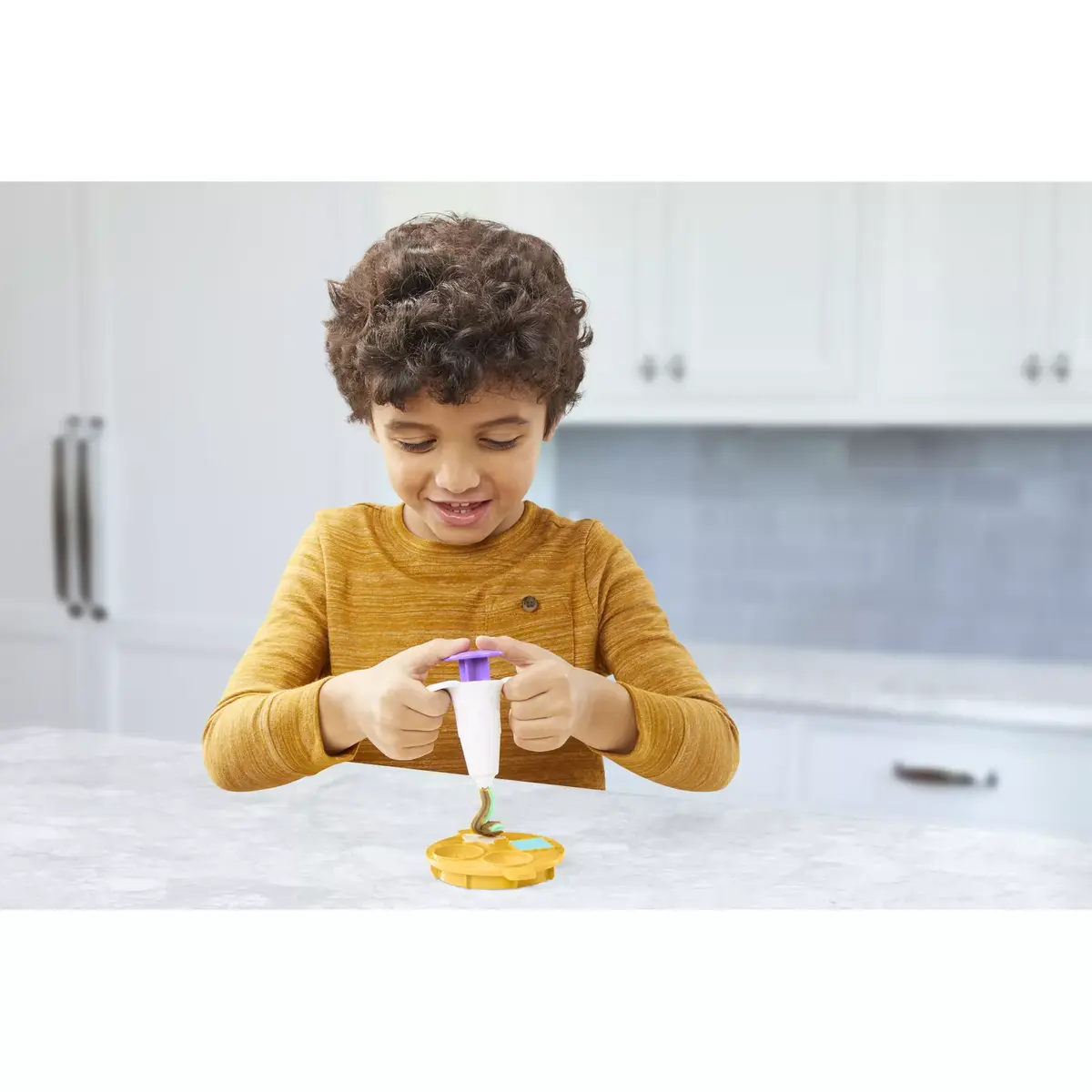 Набор для детской кухни Play-Doh Kitchen Creations Magical Mixer Photo 16