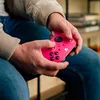Xbox Wireless Controller rozā‑balta — Microsoft Photo 7