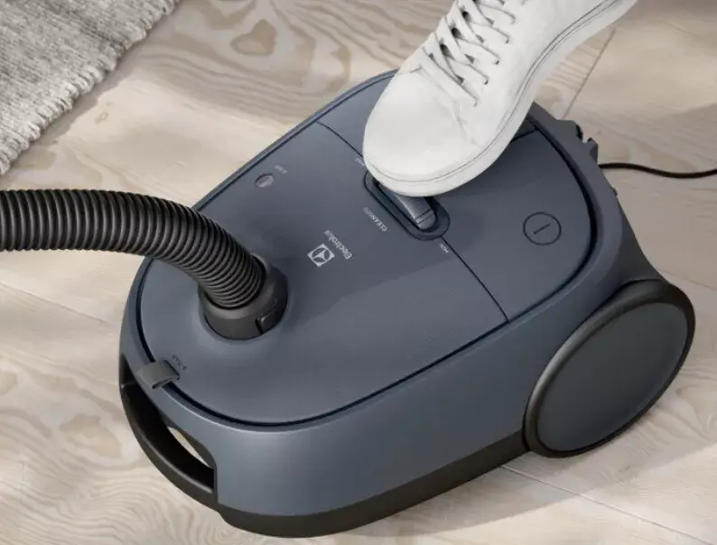 Cilindriskā putekļu sūcēja EB61C2DBP Photo 5
