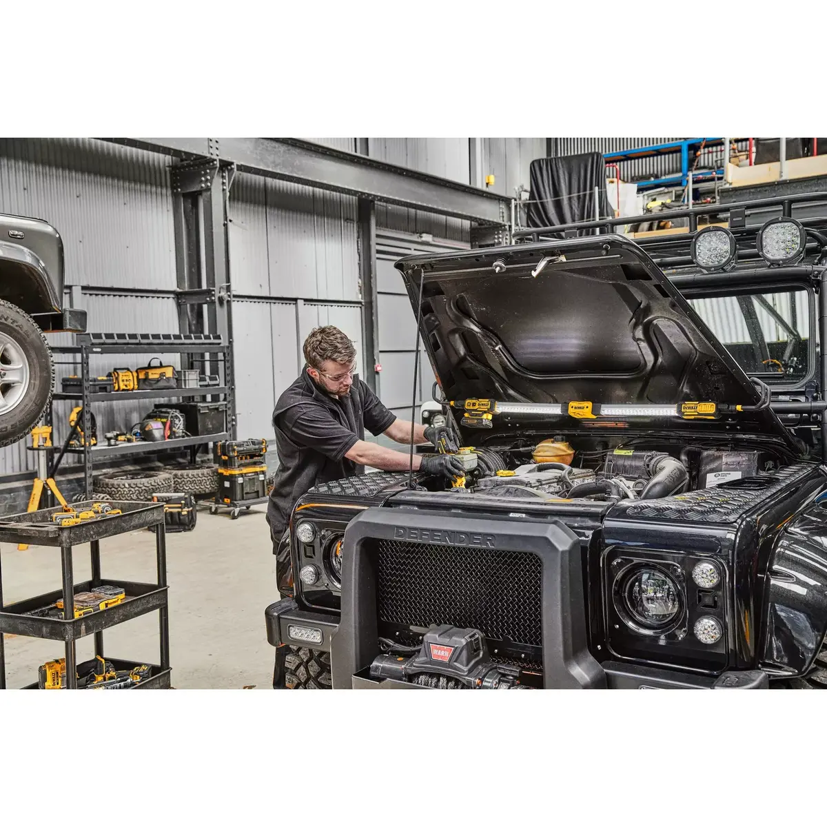 Подвесной светильник DeWALT DCL045-XJ Photo 4