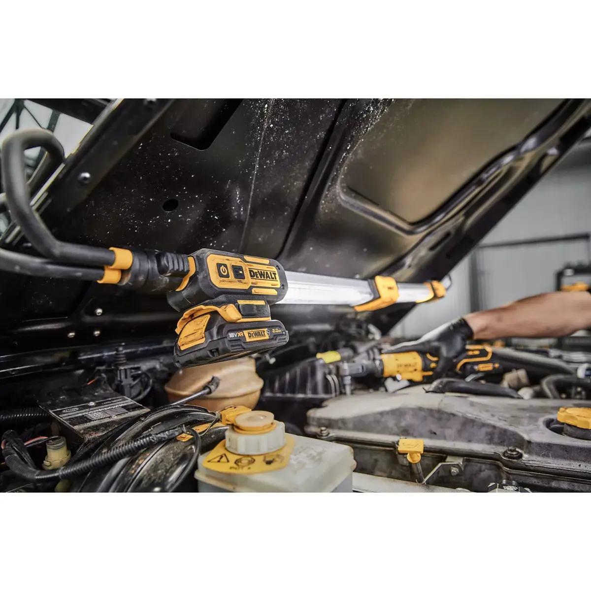 Подвесной светильник DeWALT DCL045-XJ Photo 7