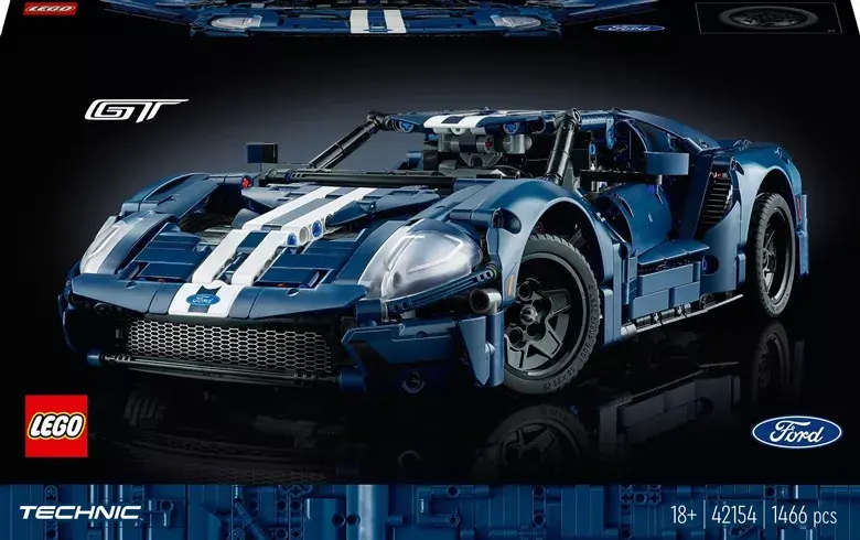 LEGO Technic Ford GT 2022 model 42154 Photo 3