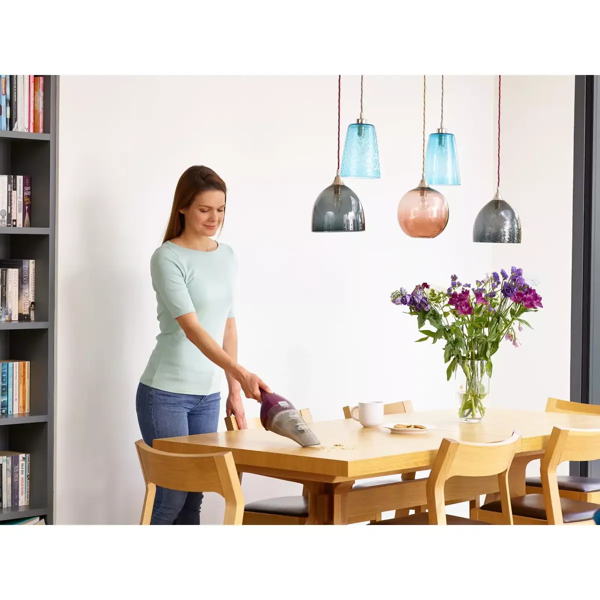 Ручной пылесос Black & Decker NVC115W-QW Photo 6