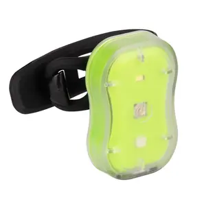 Aizmugures velosipēda lukturis Rock Machine R.Light 15 USB zaļš — USB uzlādējams, zaļā LED, modelis RF071802