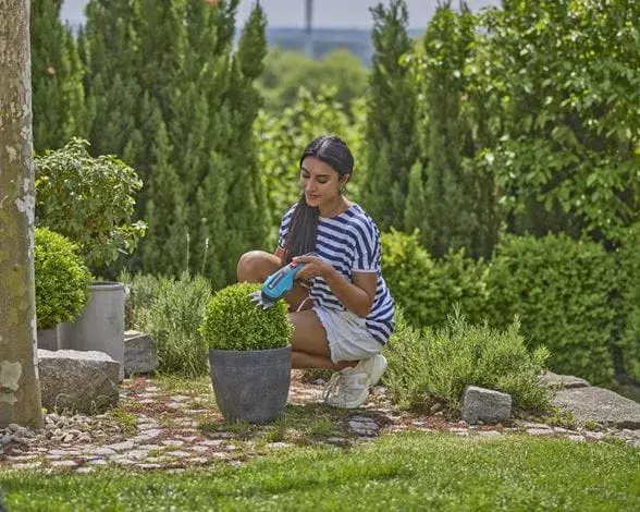 Аккумуляторные ножницы для травы Gardena 9886-20 Photo 4