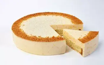Deserta torte Burkāniņš Dabas Dimanti, sagriezta