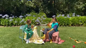 Mājas video, kas izskatās kā Holivudas filmas.