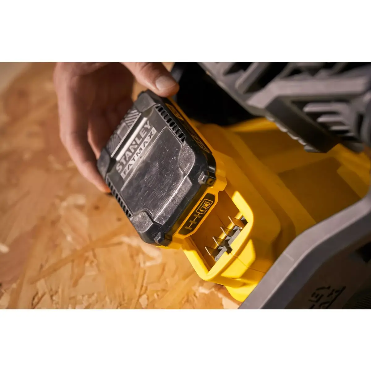 Промышленный вентилятор Stanley FATMAX SFMCE001B-XJ Photo 3