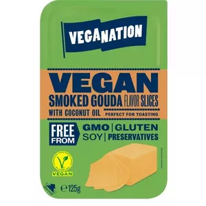 Sliced plant-based smoked Gouda flavor cheese alternative Veganation 125g