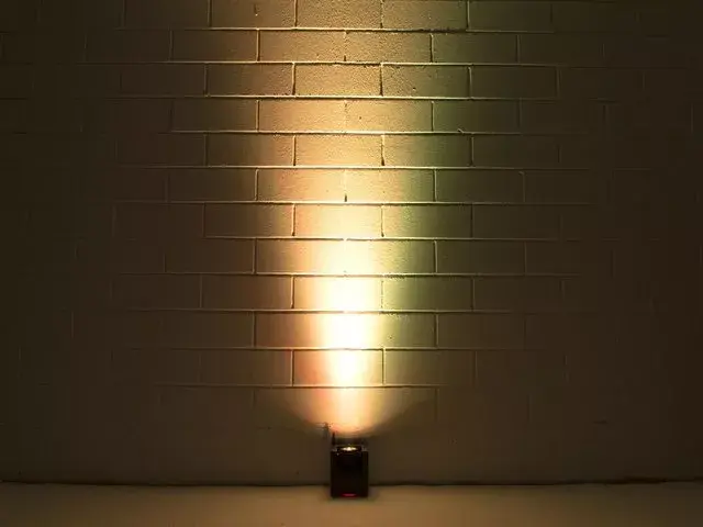 Диско стробоскоп Eurolite UP-1 QCL Photo 12