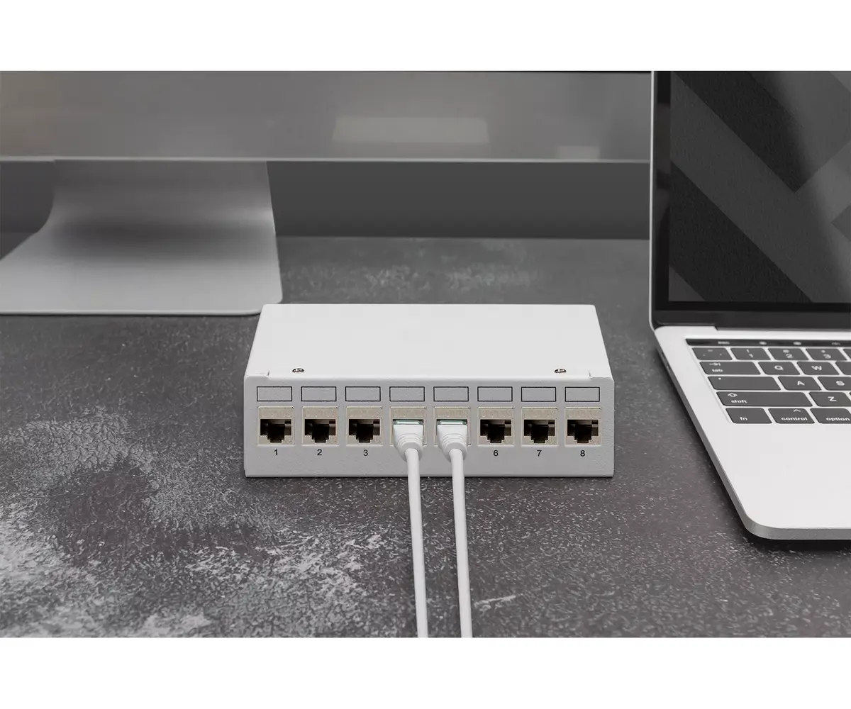 DIGITUS shielded 8-port desktop modular blank patch panel Photo 2