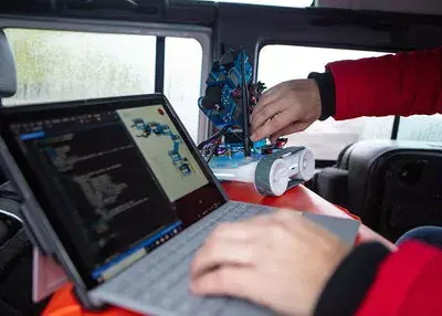 Программируемый робот Sphero RVR+ Photo 3