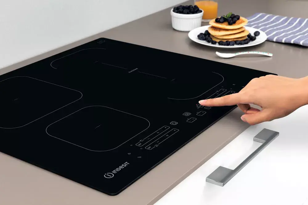 Встраиваемая индукционная панель Indesit IB 65B60 NE Photo 12