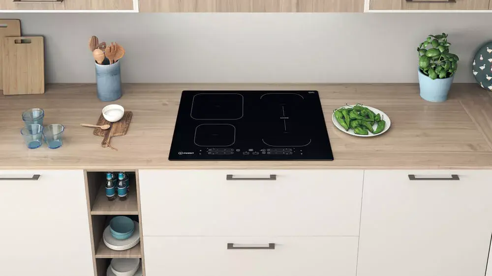 Встраиваемая индукционная панель Indesit IB 65B60 NE Photo 14