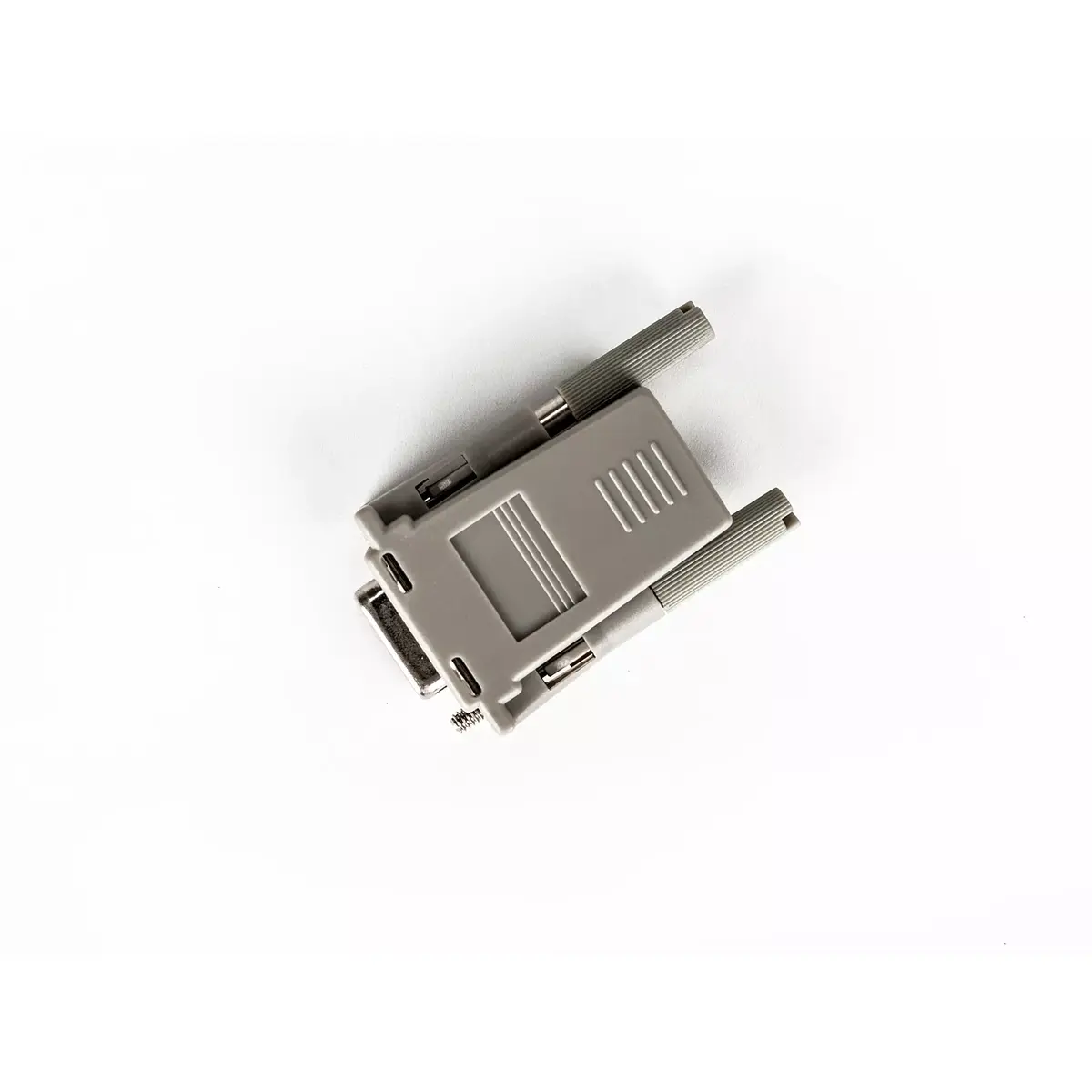 Vertiv Avocent RJ45 to DB9F cross converter cable Photo 2
