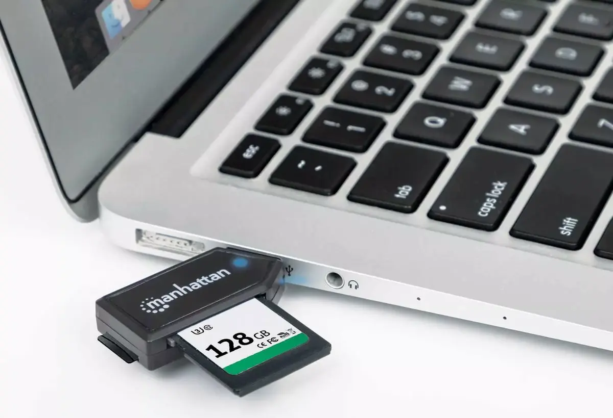MANHATTAN USB-A Mini 24-in-1 Card Reader USB 2.0 Photo 6