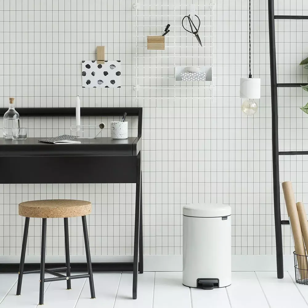 Bin Brabantia NewIcon Round White Photo 3
