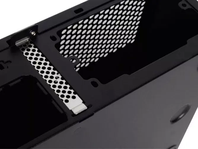 PC Case Silverstone ML05 Photo 11