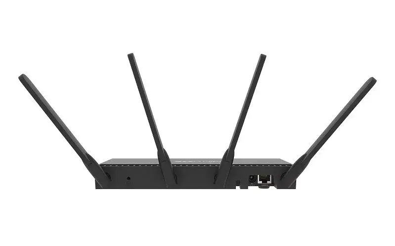 Настольный роутер MikroTik RB4011iGS+5HacQ2HnD-IN Photo 3