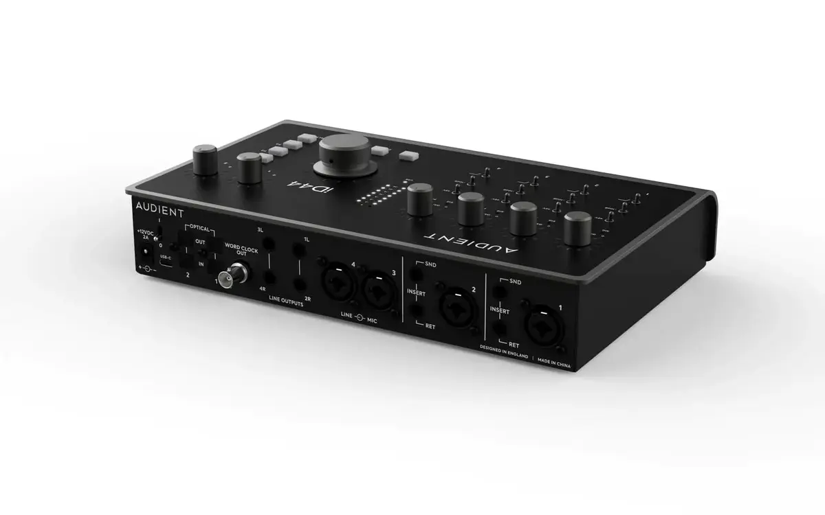 Audient iD44 MKII USB аудиоинтерфейс Photo 2