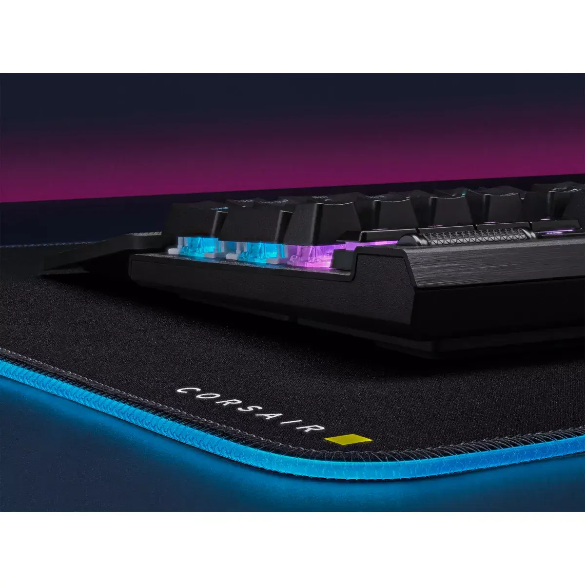 Механическая игровая клавиатура Corsair K70 RGB PRO Photo 13