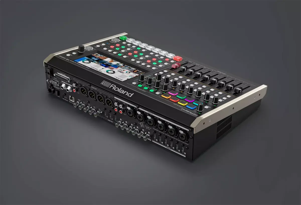 Аудиомикшер Roland VR-120HD Photo 15