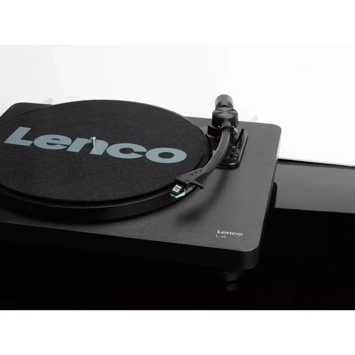 Бельт-драйв аудиотернтейбл Lenco L-30 BLACK Photo 2