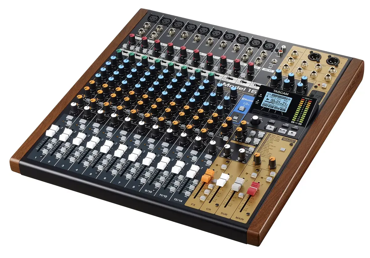 Tascam MODEL 16 audio maisītājs — 16 kanāli Photo 7