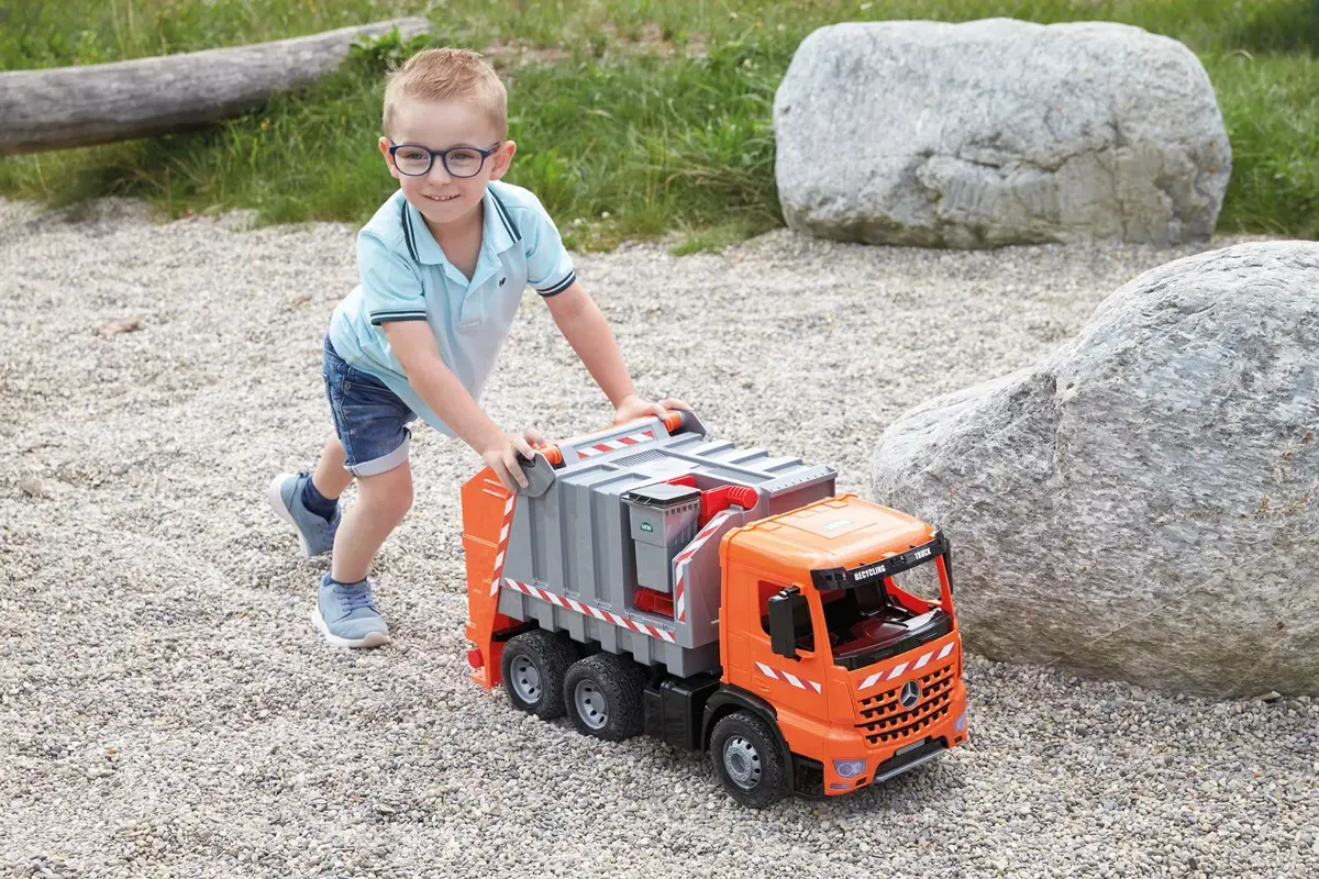 Мусоровоз Lena GIGA TRUCKS Arocs Photo 2