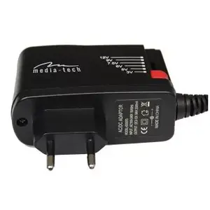 Iekštelpu AC lādētājs MEDIA-TECH MT6267 viedtālrunim un planšetdatoram, 110–240 V, melns
