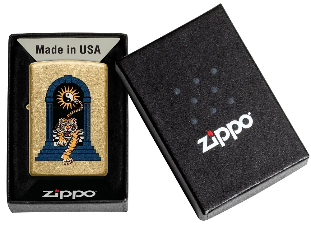 Benzīna šķiltavas Zippo 48613 — Tiger