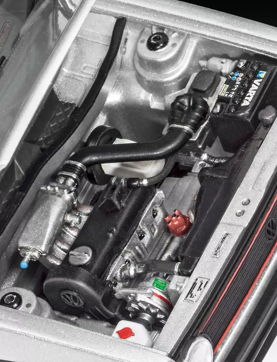 Модель городского автомобиля Revell VW Golf 1 GTI Photo 3