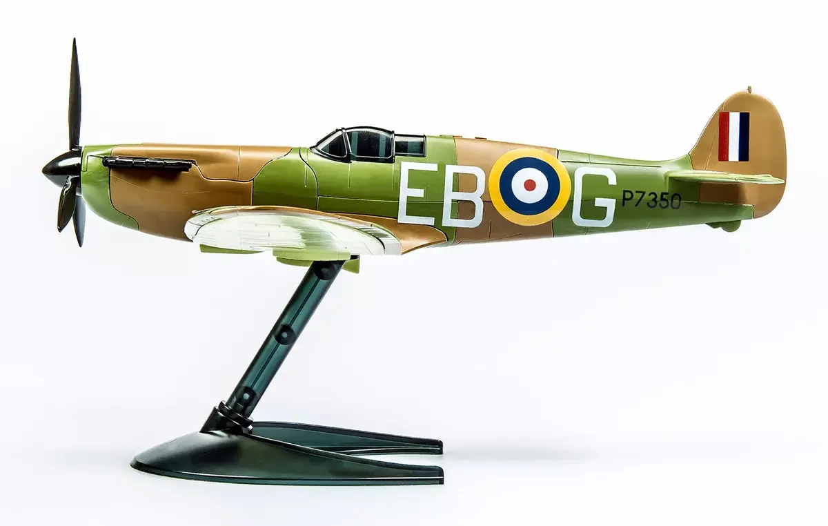 Airfix Spitfire montāžas modelis Photo 7