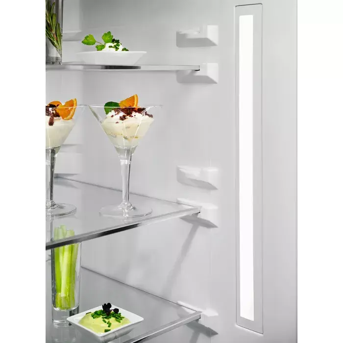 Холодильник Electrolux LNT7ME36K2 366 л Photo 4