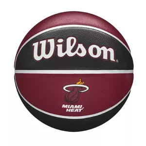 Basketbola bumba Wilson WTB1300XBMIA — iekštelpām un ārā, melna/sarkana, 1 gab.