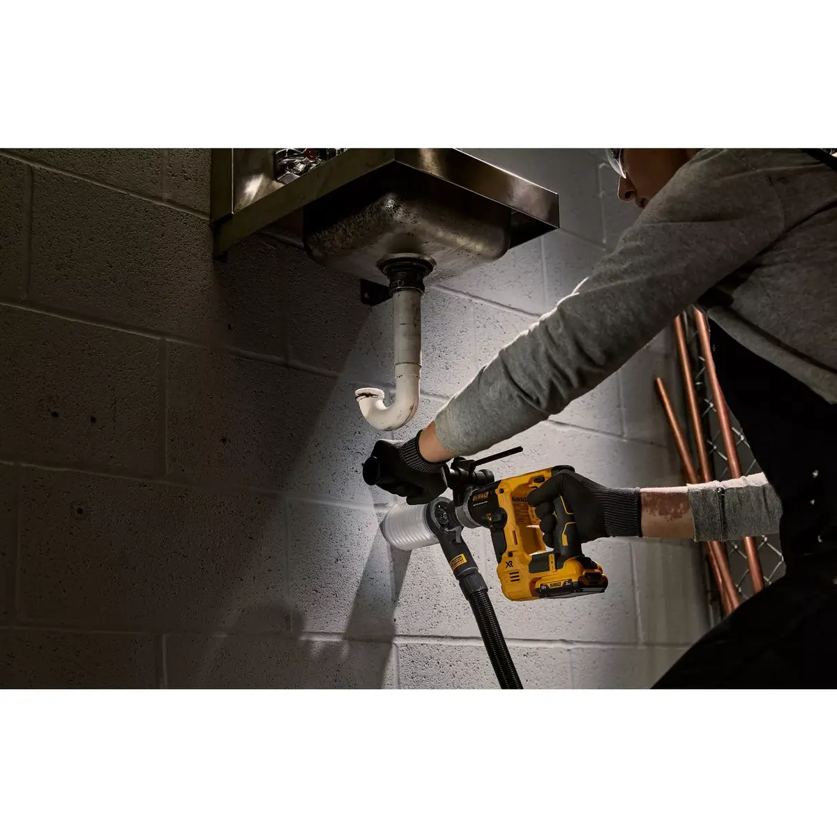 Перфоратор DeWALT DCH072NT-XJ Photo 8