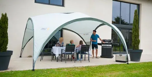 Shelter Coleman Event Shelter M Photo 6