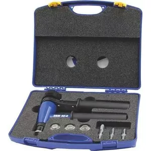 Инструмент для клёпок‑гаек GESIPA GBM 40‑R с насадкой и мандрелями M5/M6/M8/M10 в кейсе